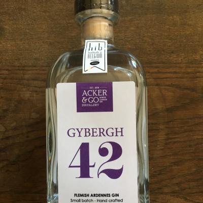 Gybergh 42 gin op basis van Vlierbes Hyssop en Lavendel