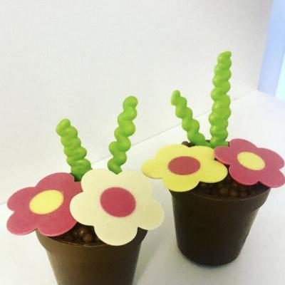 Bloemstukje volledig uit chocolade
