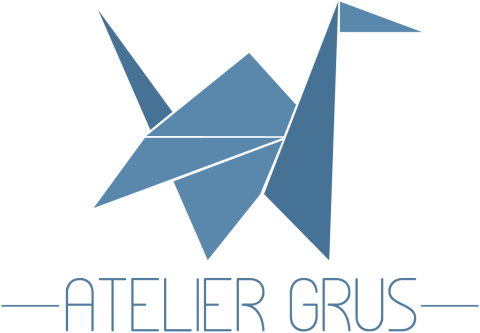 blauwe origami kraanvogel - logo atelier Grus