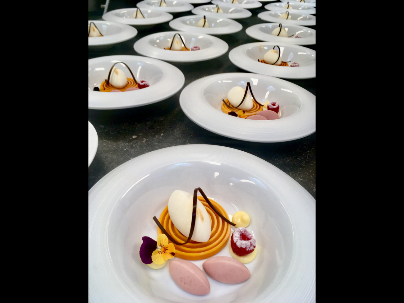 Dessert op bord
