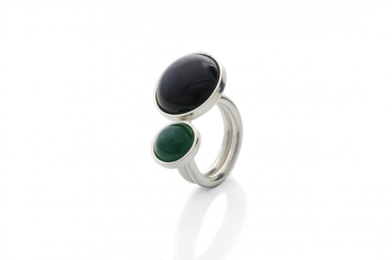 Zilveren ring met Onyx en Jade