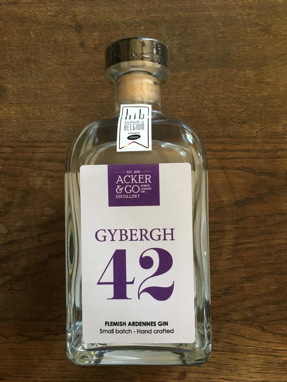 Gybergh 42 gin op basis van Vlierbes Hyssop en Lavendel