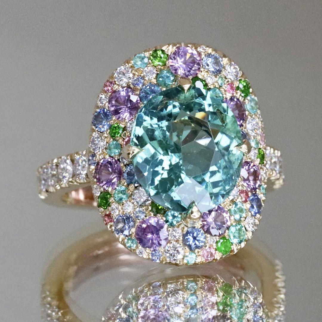 Prachtige ring met een Lagoon tourmaline centensteen, Saffier, demantoid, spinel, paraiba Tourmalijn en diamant