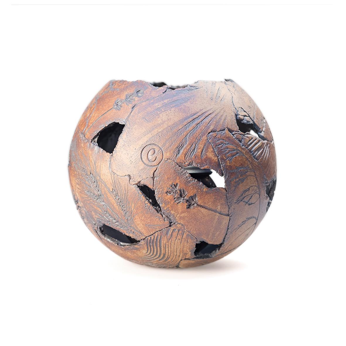 urn in Ferrum afwerking