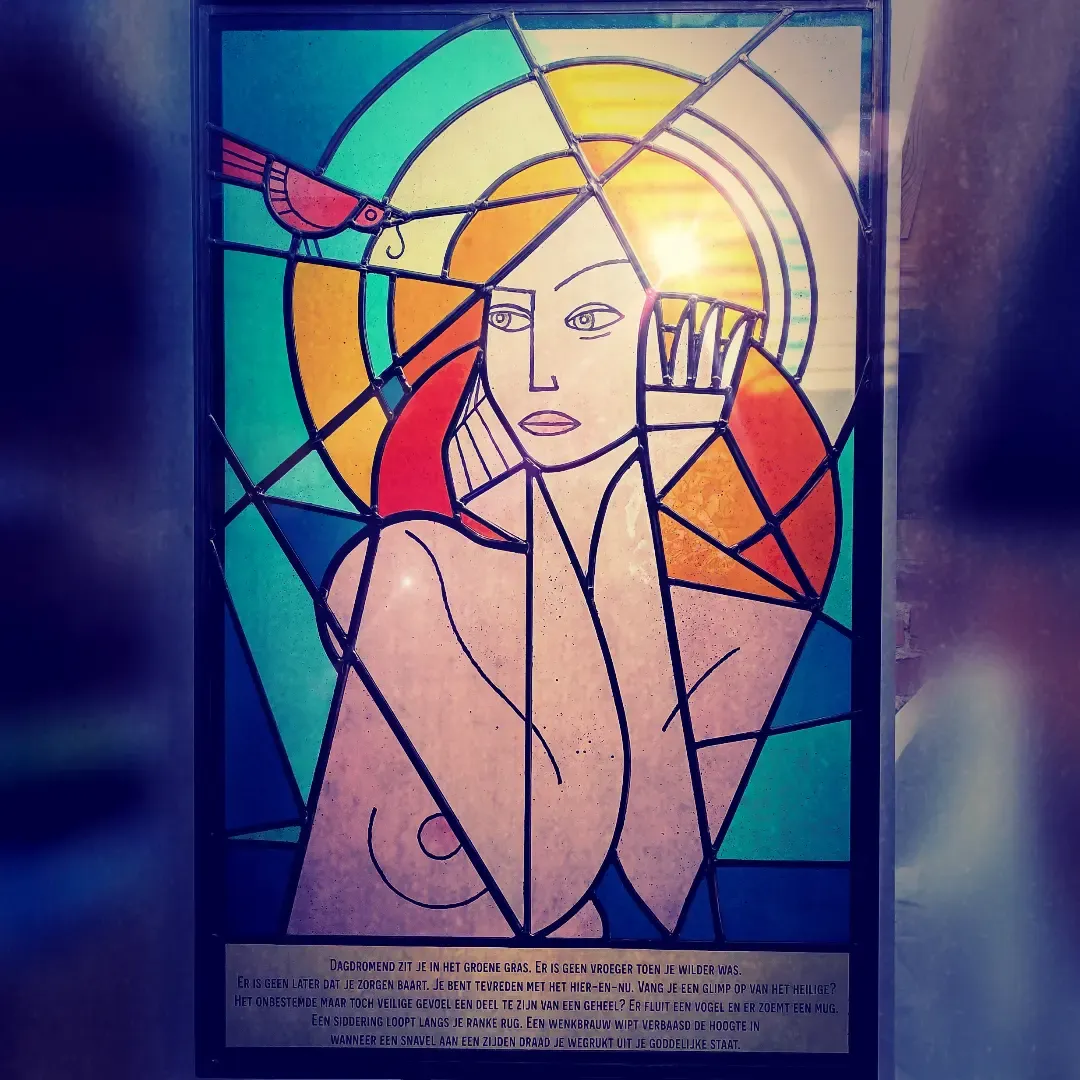 Vertaling kunstwerk naar glas-in-loodraam