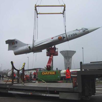 Wij hebben de eer gehad om de f-104 starfighter te mogen plaatsen op de door ons gemaakte zuil in Peer