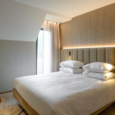 gestoffeerde bedwand